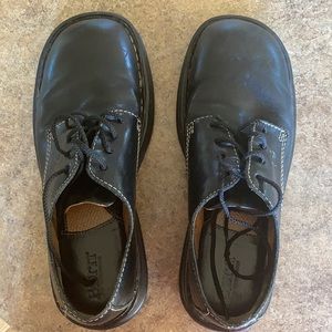 Born Oxford shoes